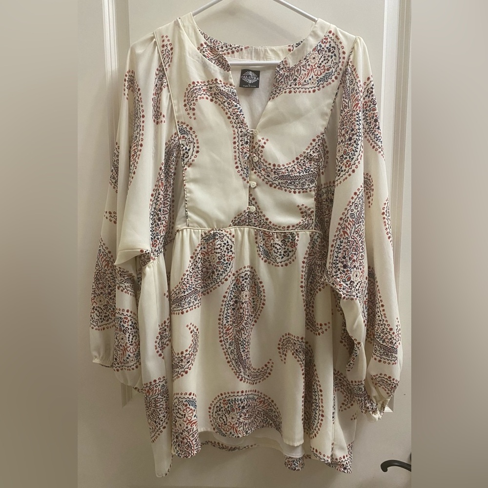 Cals Cream Paisley Long Sleeve Dress